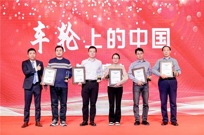 东风柳汽乘龙展现央企担当，连续5年荣获“车轮上的中国”大奖