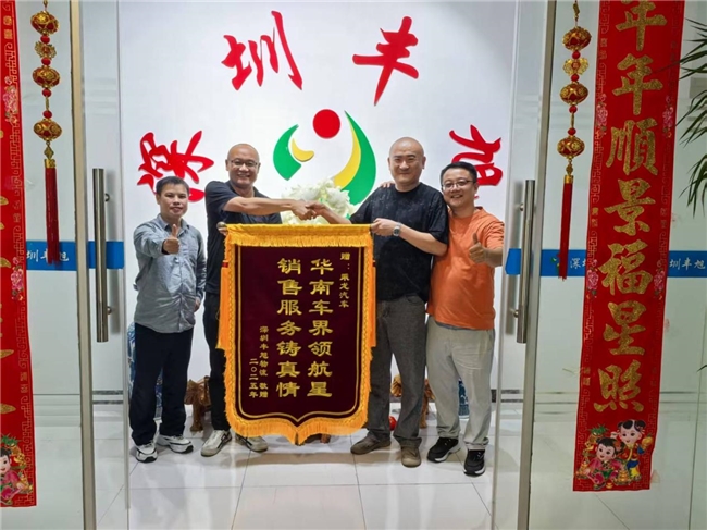 这款燃气重卡以极低气耗领跑干线物流，赢得头部客户认可